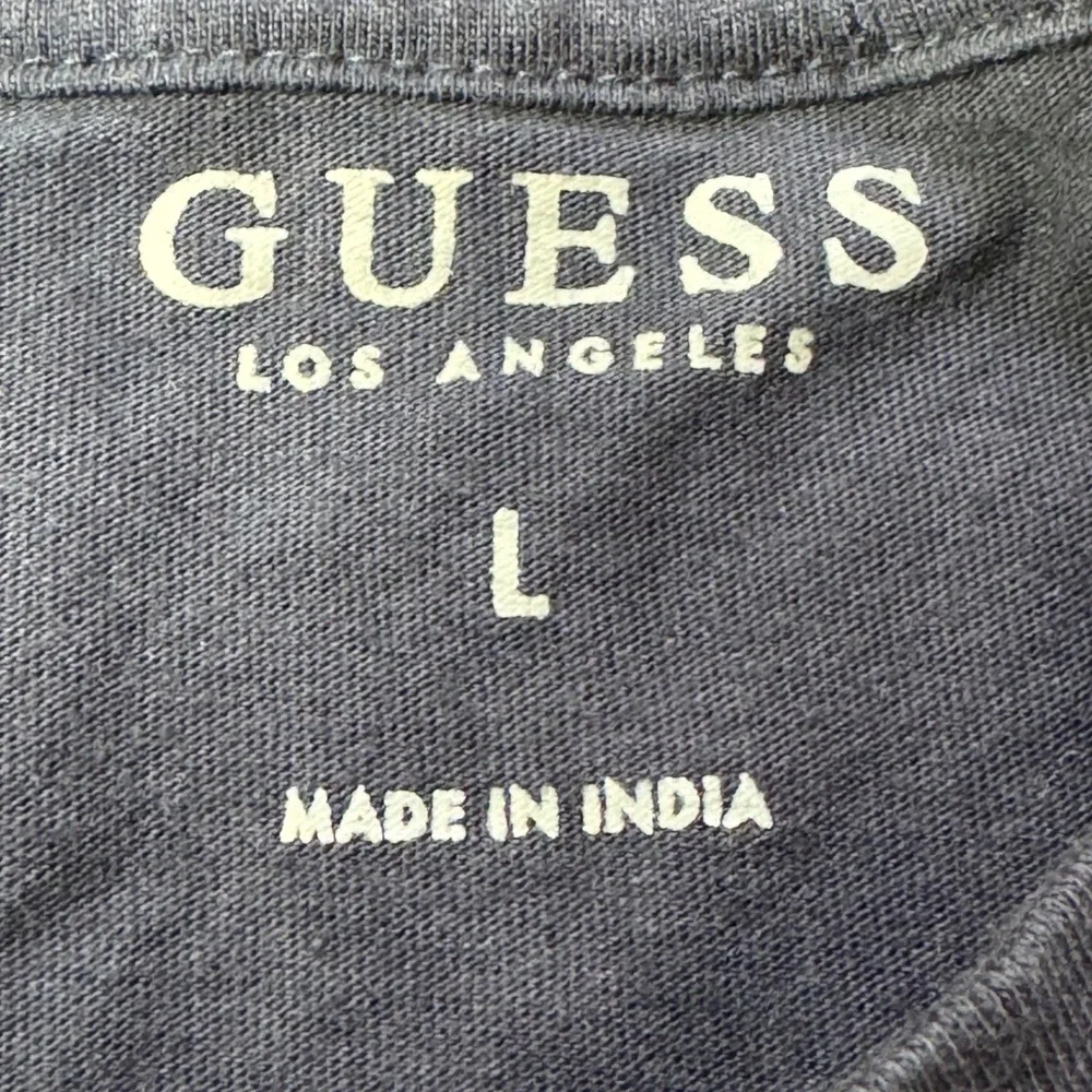 Vintage Guess Mens T Shirt Large Navy Tiger Graphic Print Short Sleeve Cotton - Picture 5 of 10